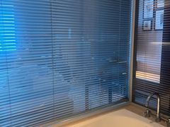 -上海龙之梦万丽酒店