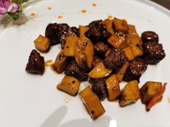 -梅花香里大酒店(郁金香路店)