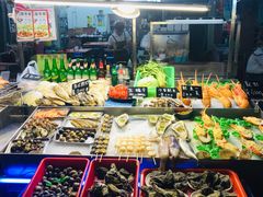 -六合夜市