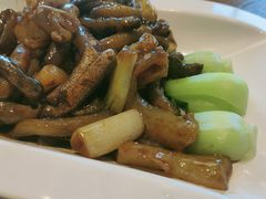 -赶海部落海鲜城(海阳路店)