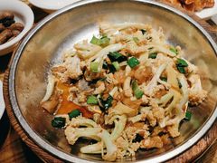 -爱碗亭·鲜炒湖南菜(壹城中心店)