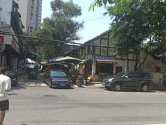 -十一街苍蝇馆子转经消江湖菜(九眼桥十一街店)