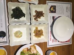 小菜泡菜-紫霞门韩国料理烤肉(深南东路店)
