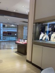 -周生生Chow Sang Sang(先天下店)