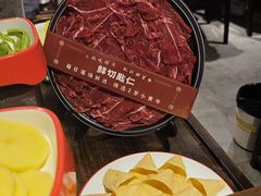 -醉董牛川派鲜肉自选火锅(烟台店)