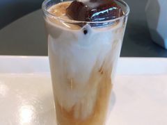 黑砖拿铁-dotcom coffee古点咖啡(致真大厦店)