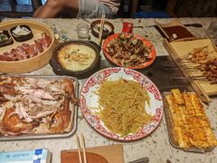 -破瓦寒窑烤羊排·鲜牛肉烧烤