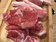 -江南猪肉商会无限续吃(弘大店)