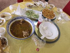 -华龙特色大骨鸡农家菜馆