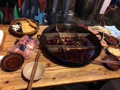 -岗上渣渣老火锅(两路口店)