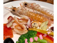 -四海一家自助餐(益田假日广场店)