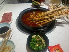 -钢管厂五区小郡肝串串香(奥克斯广场锦城万达店)