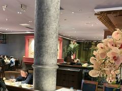 -八府香鸭·啫啫煲(华山路店)