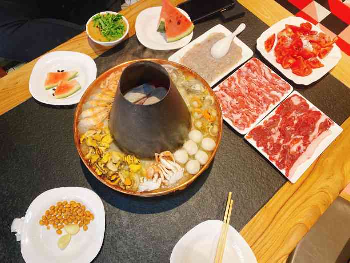 徐记铜火锅(泉园店)-"天气转凉,羊肉温补最是适宜,作为一名土生.