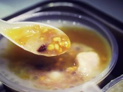 绿豆薏米番薯牛奶-百花传统甜品店(原址店)