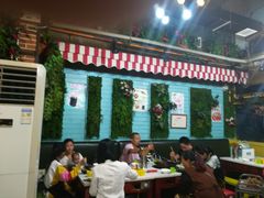 大堂-钢管厂五区小郡肝串串香(奥克斯广场锦城万达店)