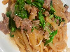 招牌湿炒牛河-潮泰牛肉火锅 · 创于1992年(车公庙店)