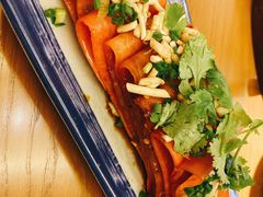 -包整·丝娃娃(一览甲秀楼风景店)