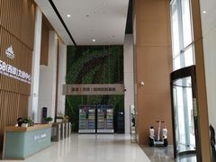 -瑞幸咖啡(绿地锦峰大厦店)