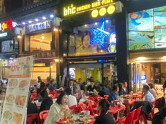 -BHC炸鸡(明洞总店)