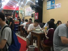 大堂-潘国仙耳光馄饨(黄家阙路店)