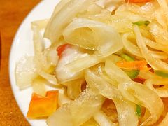 洋葱丝-巴依家新疆手抓饭(菱角湖万达店)