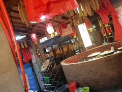 -鱼窝棚柴火铁锅炖(富山屯店)