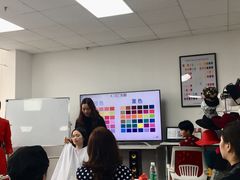 -四季美学色彩形象管理服装搭配