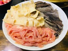 三必吃-沸炉重庆老火锅(军事博物馆店)