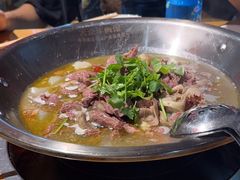 -大众跷脚牛肉馆·非遗传承单位(峨眉山店)