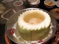 -得意咚瓜·顺德鱼生·冬瓜火锅(深圳首店)