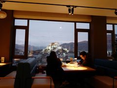靠窗位-平措康桑·和牛自助观景餐厅(布达拉宫店)