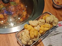 -山里屯铁锅炖·东北菜(康桥店)