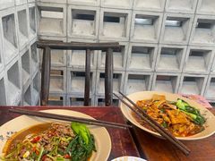 -方铲铲·成都板凳面(滨江银泰店)