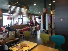 大堂-麦当劳(双榆树店)