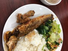 -上海宝信宝马4S店