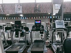 -星动力健身俱乐部(新塘店)