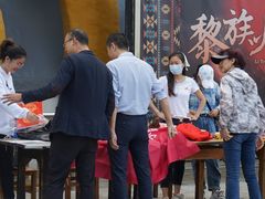 -三亚火车头万人海鲜广场