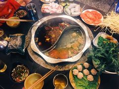 -重庆风光老灶火锅城(同德广场店)