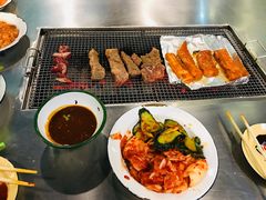 -马路牙子烧烤音乐酒馆(望京店)