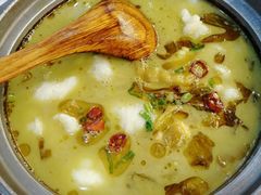 -周鱼小馆石锅酸菜鱼(活力汇店)