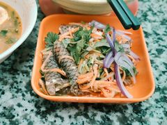 -002鱼汤粉(龍園店)