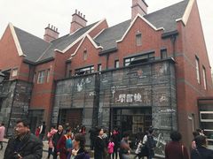 -钟书阁(松江泰晤士小镇店)