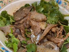 -金杨拉面王小吃面馆·牛三宝面·红烧牛肉粉