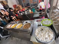 自助取餐区-胡荣泉