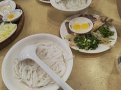 -桥香园云南过桥米线(金马碧鸡店)