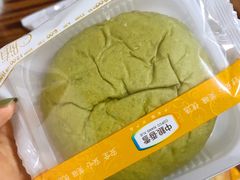 抹茶红豆冰面包-中粮丰通（北京)食品有限公司