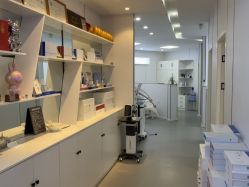 -蕾特恩专业祛痘国际连锁