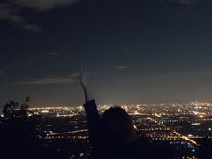 -鬼笑石后山停车场