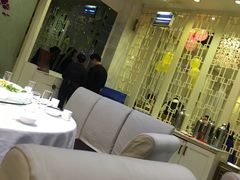 -鼎记酒楼(雁南一路店)